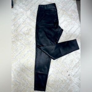 Norostrom Wome's Black